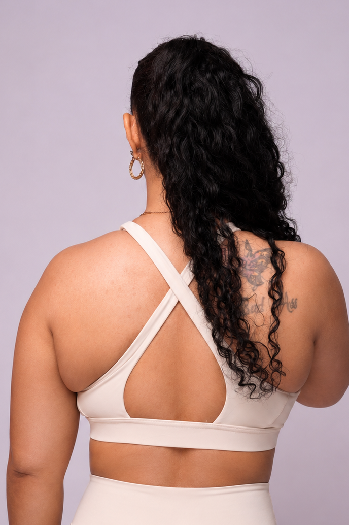 SoftBalance™ Triangle Bralette – Vanilla Cold Foam